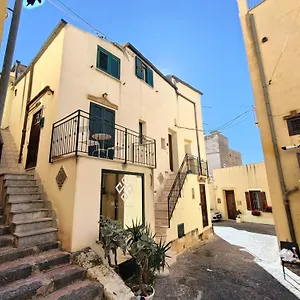 Meithras Homes Maison d'hôtes