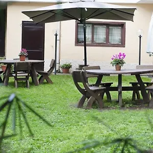 villa-altieri.it-romehotels.com/