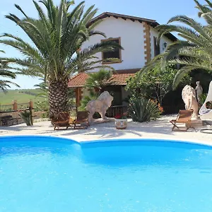 Reggia Saracena Farm stay